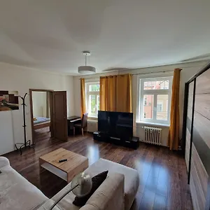 63m2 S Balkonem V Lázeňském Centru Karlovy Vary